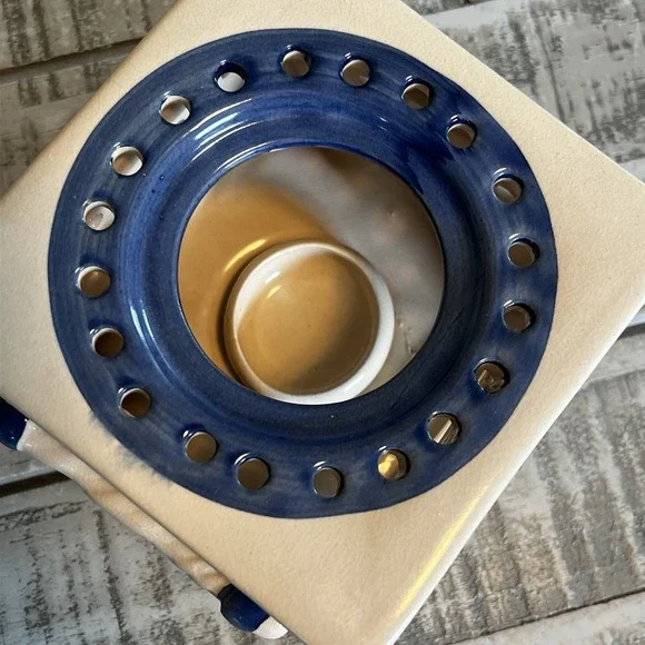 Double Handled Square Blue & White Tea Warmer with Cup Lid & Tea Light Holder - Picture 5 of 8